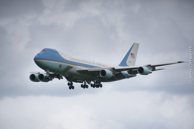 Hannover Airport / AF1 Arrival